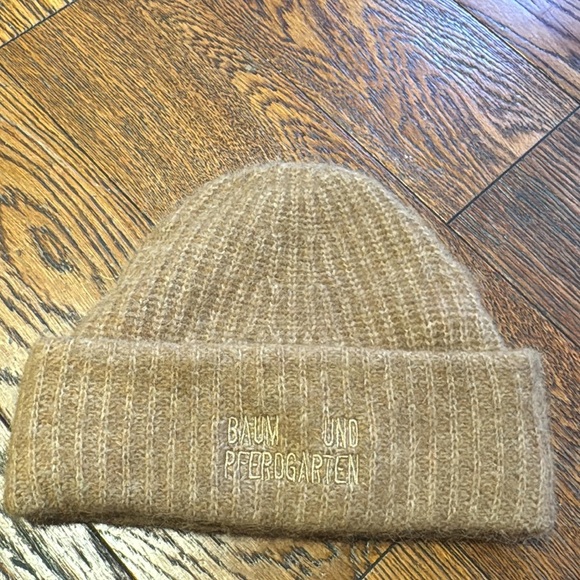 Baum und Pferdgarten Tan neutral wool blend alpaca Ribbed luxury cozy Beanie